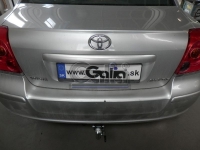 Tažné zařízení Toyota Avensis sedan+5dv. 2003-2008, odnímatelný bajonet, Galia